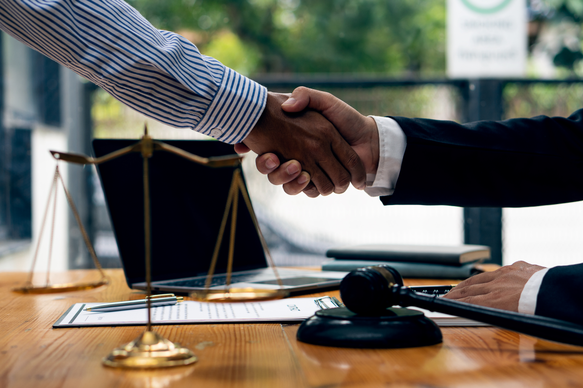 Mẫu đơn mời luật sư