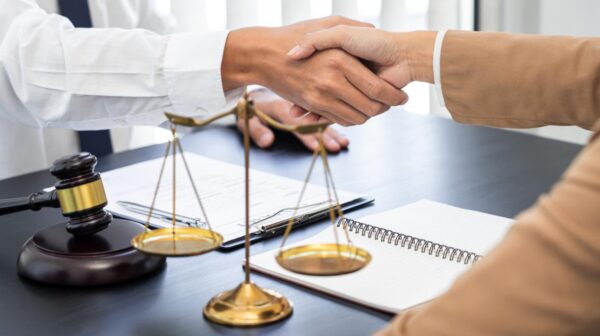 Feature image van-phong-luat-su-phu-nhuan-5